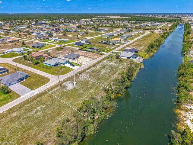 2002 NW 27th ST, Cape Coral, FL 33993