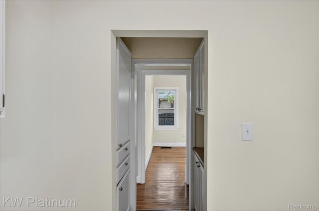 22436 Doremus Street, St. Clair Shores, MI 48080