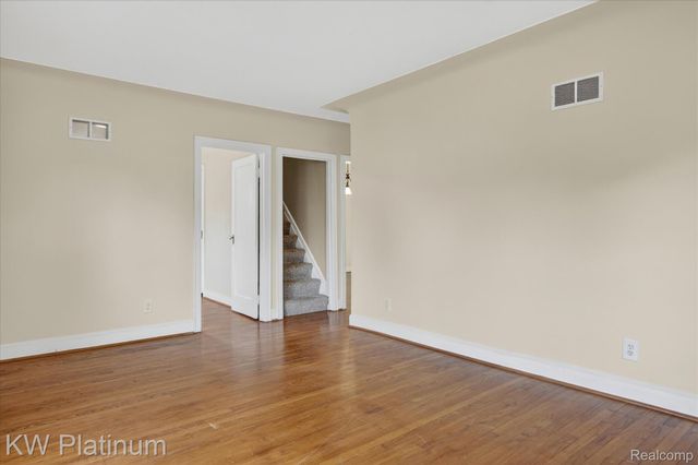 22436 Doremus Street, St. Clair Shores, MI 48080