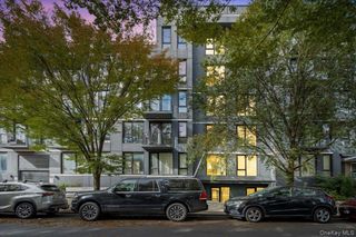 458 E 25th St 305, Brooklyn, NY 11226