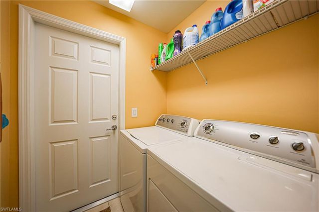 2457 Anguilla DR, Cape Coral, FL 33991
