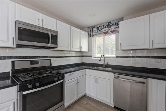 178 Nauvoo Street, Park Forest, IL 60466