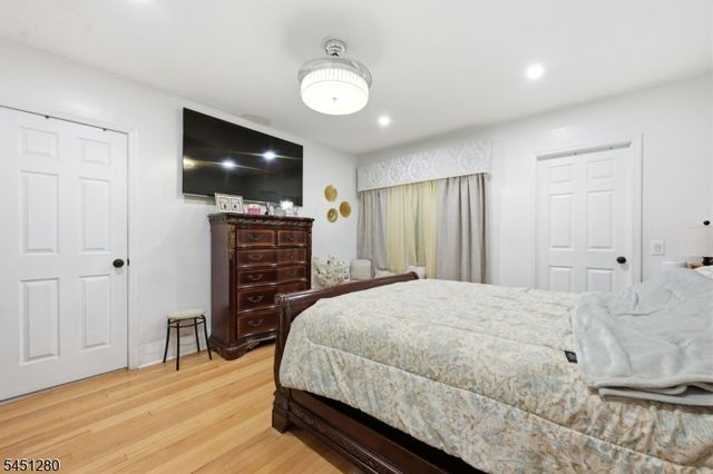 570 11Th Ave, Paterson City, NJ 07514