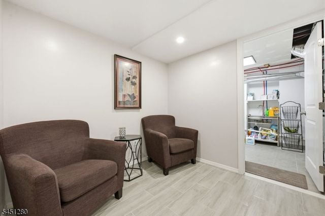 570 11Th Ave, Paterson City, NJ 07514