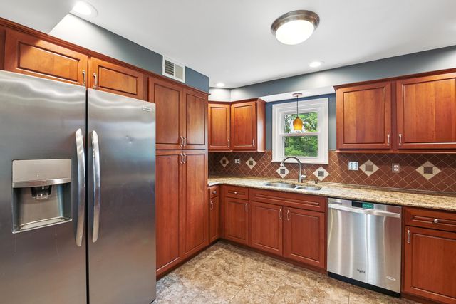 17 Harrison Avenue, Bellevue, KY 41073