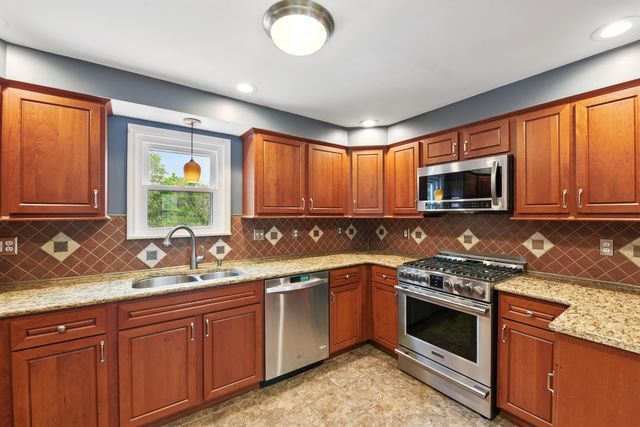 17 Harrison Avenue, Bellevue, KY 41073