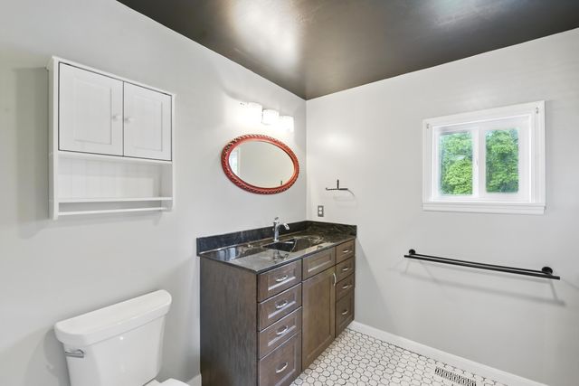 17 Harrison Avenue, Bellevue, KY 41073