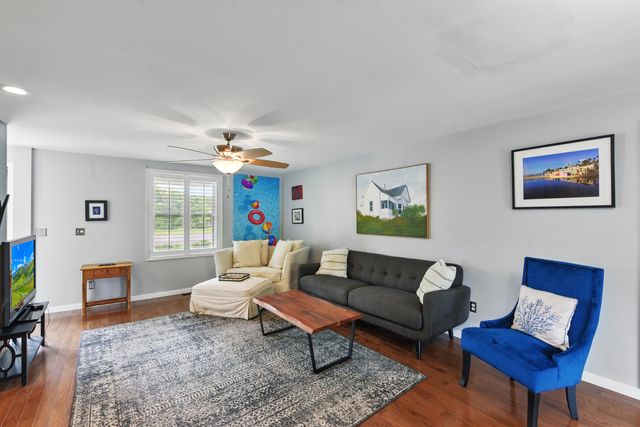 17 Harrison Avenue, Bellevue, KY 41073