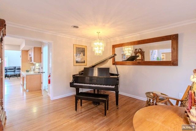 130 Ridge Road, West Milford, NJ 07480
