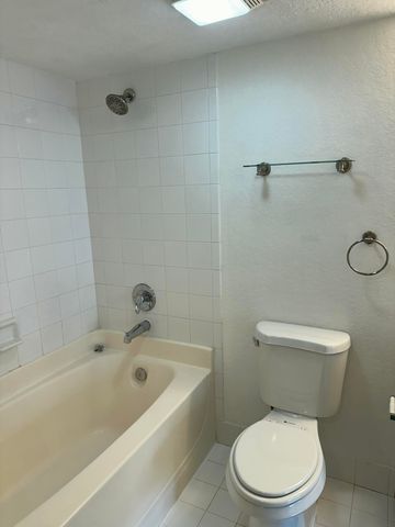 1801 N Flagler Drive 212, West Palm Beach, FL 33407