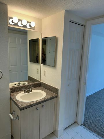 1801 N Flagler Drive 212, West Palm Beach, FL 33407