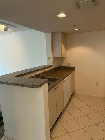 1801 N Flagler Drive 212, West Palm Beach, FL 33407