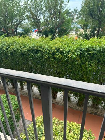 1801 N Flagler Drive 212, West Palm Beach, FL 33407