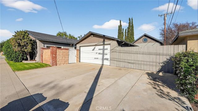 504 E Barkley, Orange, CA 92867