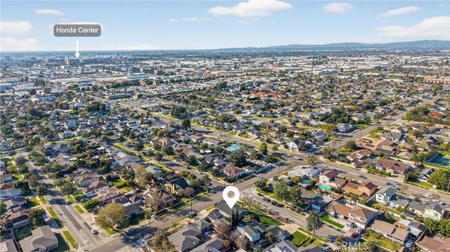 504 E Barkley, Orange, CA 92867