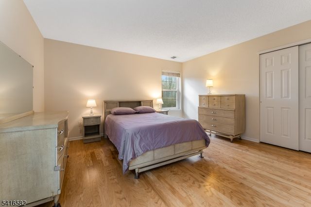 8 Betty Court, Lebanon Boro, NJ 08833