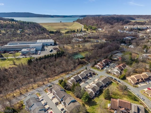 8 Betty Court, Lebanon Boro, NJ 08833