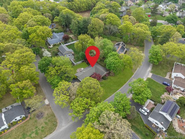 35 Pembrook Drive, Stony Brook, NY 11790