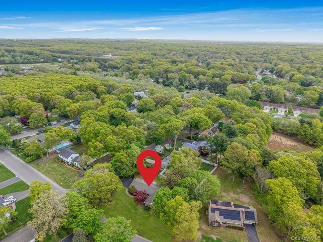35 Pembrook Drive, Stony Brook, NY 11790