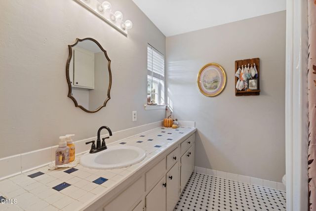 3838 Longleaf Drive NE, Elm City, NC 27822