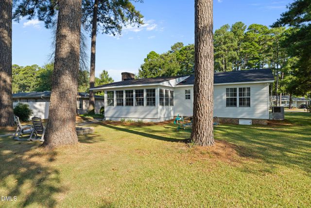 3838 Longleaf Drive NE, Elm City, NC 27822