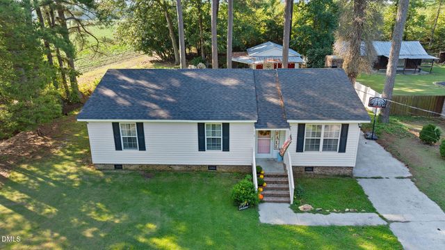 3838 Longleaf Drive NE, Elm City, NC 27822