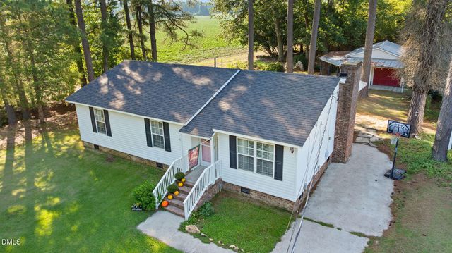 3838 Longleaf Drive NE, Elm City, NC 27822
