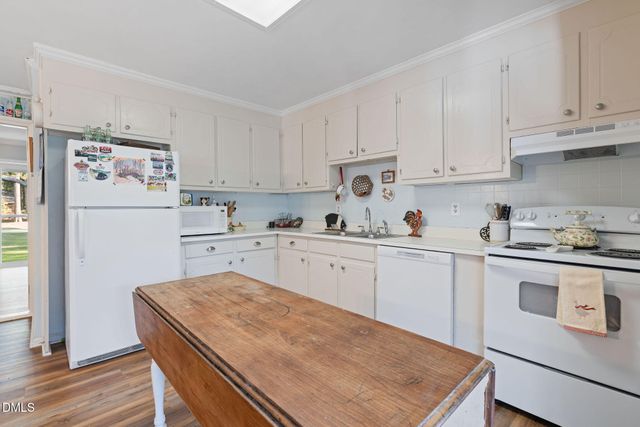 3838 Longleaf Drive NE, Elm City, NC 27822