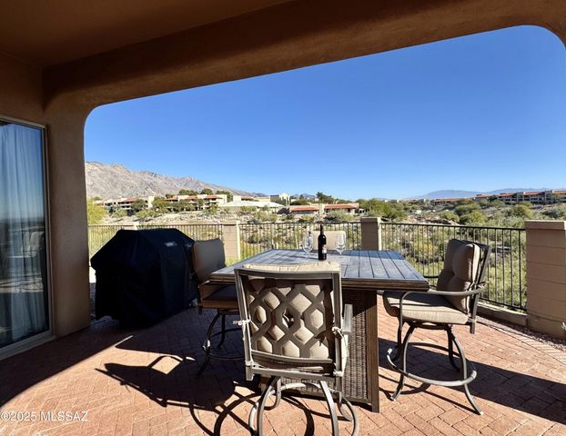 5926 N Campo Abierto, Tucson, AZ 85718