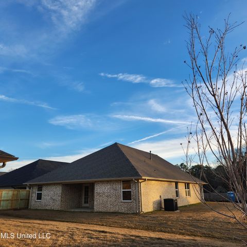 7721 Ferndale Drive, Olive Branch, MS 38654