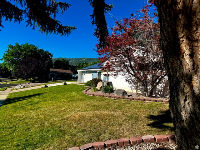 1115 S CANYON CREST DR, Bountiful, UT 84010