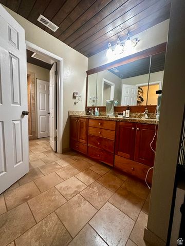 1115 S CANYON CREST DR, Bountiful, UT 84010