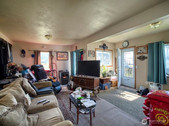 620 Monroe Street, Hoquiam, WA 98550