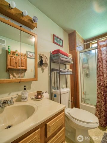 620 Monroe Street, Hoquiam, WA 98550