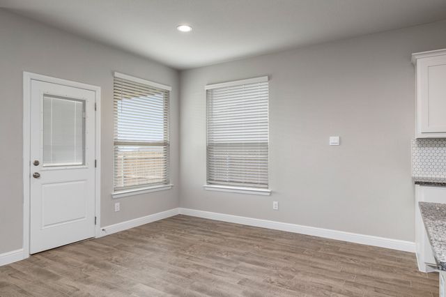 180 Tanager Drive, Rhome, TX 76078