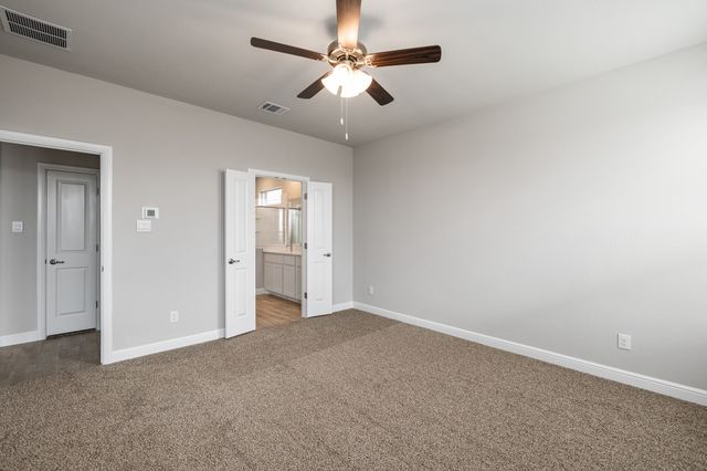 180 Tanager Drive, Rhome, TX 76078