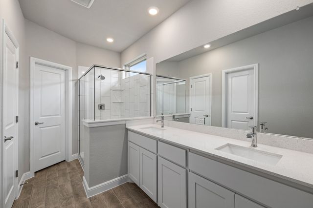 180 Tanager Drive, Rhome, TX 76078