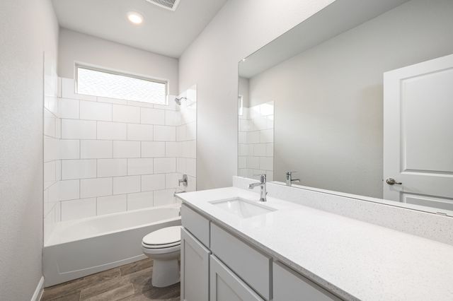 180 Tanager Drive, Rhome, TX 76078