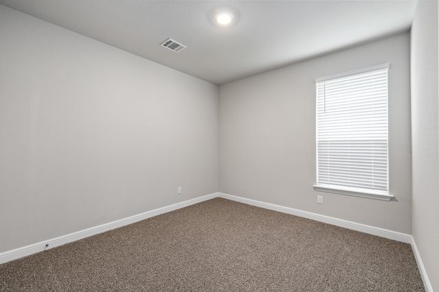 180 Tanager Drive, Rhome, TX 76078