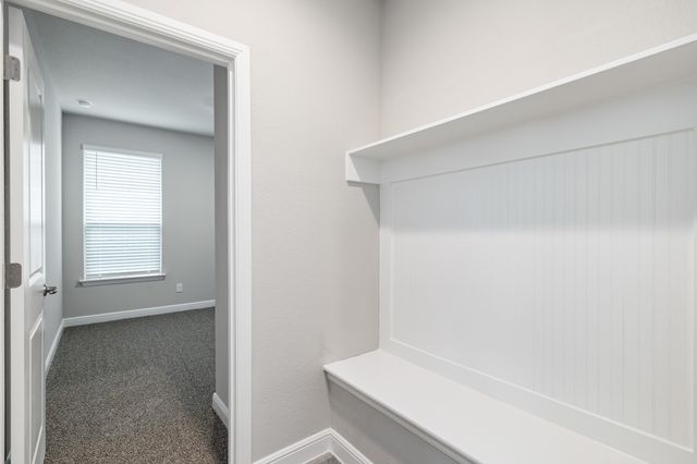 180 Tanager Drive, Rhome, TX 76078