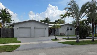1245 Coral Ln, Hollywood, FL 33019