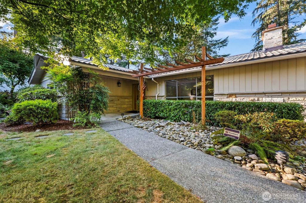 6709 76th Street W, Lakewood, WA 98499
