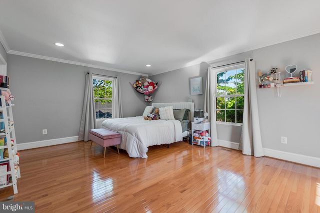 6951 ESSEX AVE, Springfield, VA 22150
