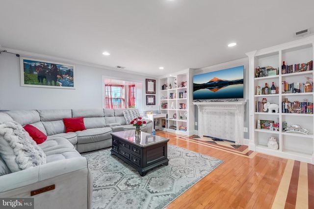 6951 ESSEX AVE, Springfield, VA 22150