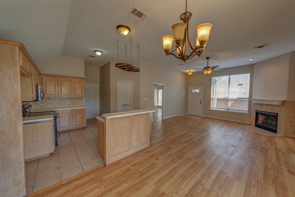 1224 Falcon Trail, Bedford, TX 76021 — photo 3