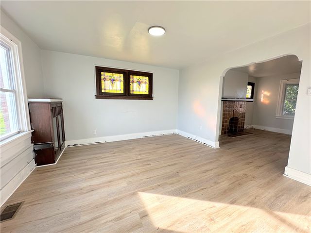 2929 Middletown Rd., Crafton Heights, PA 15204