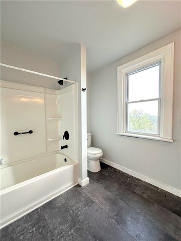 2929 Middletown Rd., Crafton Heights, PA 15204