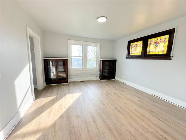 2929 Middletown Rd., Crafton Heights, PA 15204