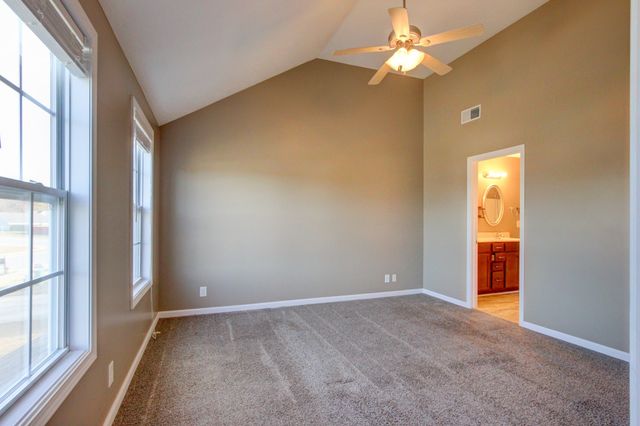 2684 Arthurs Ct, Clarksville, TN 37040