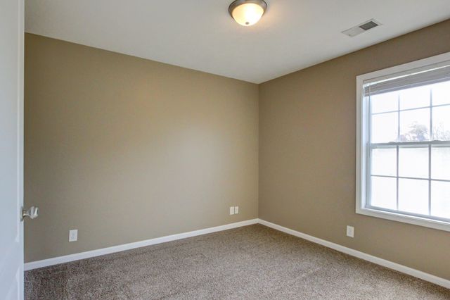 2684 Arthurs Ct, Clarksville, TN 37040